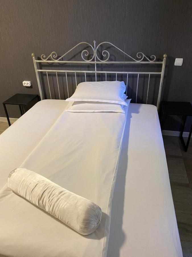 Family Hotel Amor 鲁塞 外观 照片