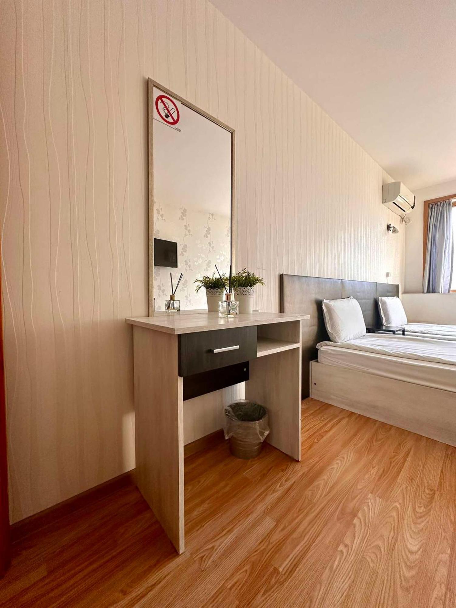 Family Hotel Amor 鲁塞 外观 照片